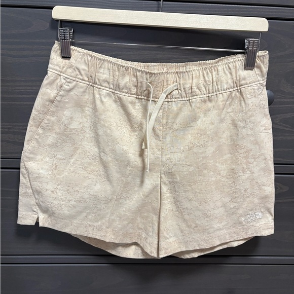 The North Face Shorts - Picture 1 of 5